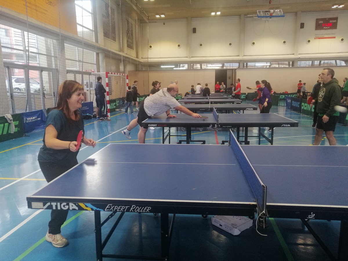 &Eacute;xito absoluto del &quot;4 horas de tenis de mesa en Larrabide&quot;, celebrado el 26 de diciembre